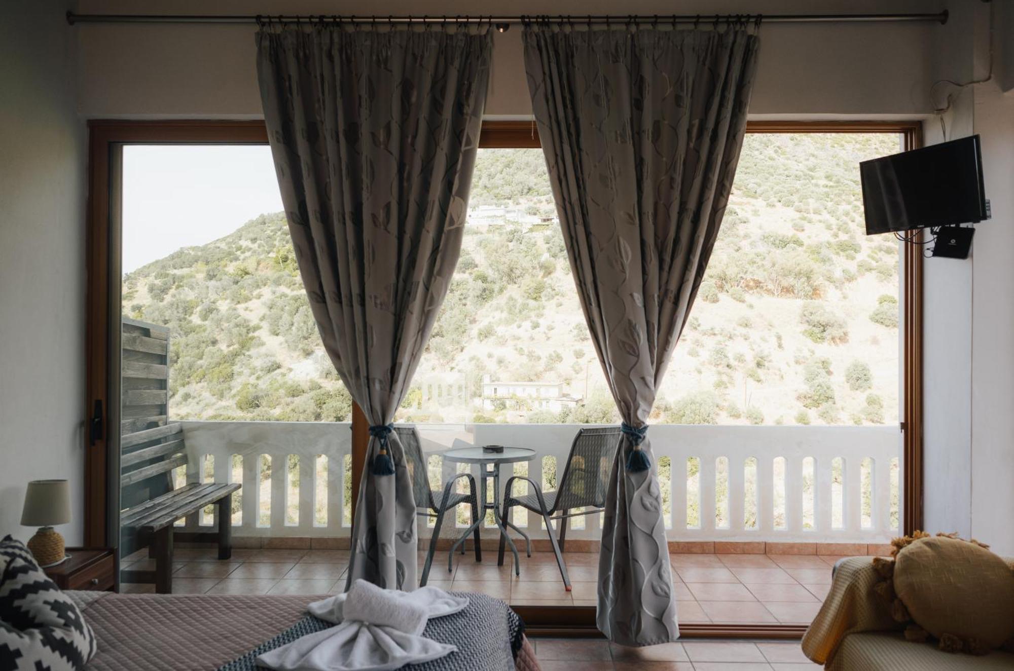 Lefteris Rooms Kámbos Extérieur photo